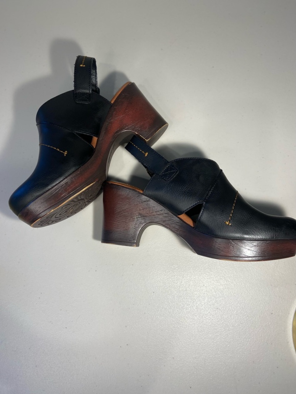 b.o.c. Black Leather Slingback Clogs with Wood-Tone Heel - Picture 6 of 13
